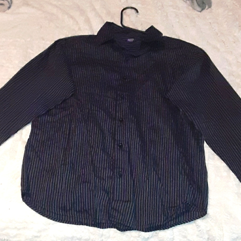 Teen/male Arrow black button down.